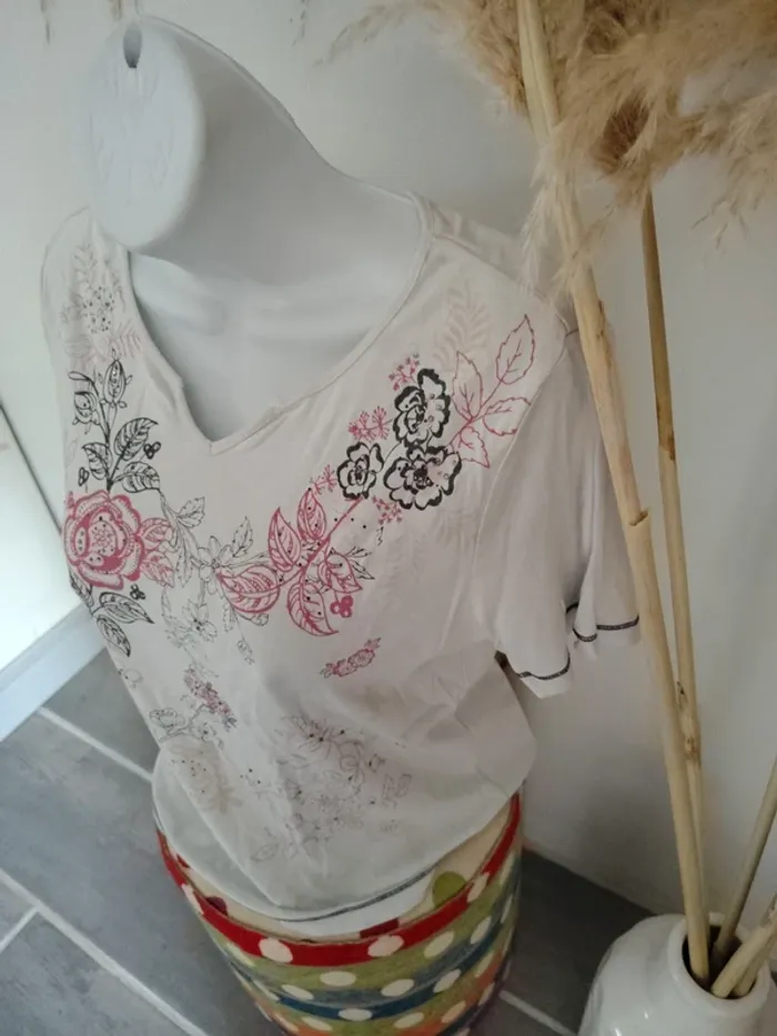 Tee shirt femme 🎀 38 - photo numéro 3