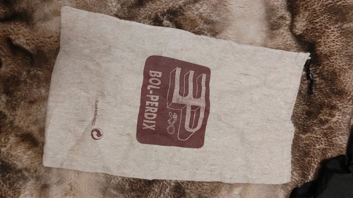 Magnifique sac vintage en cuir exotique noir longue bandoulière - photo numéro 14