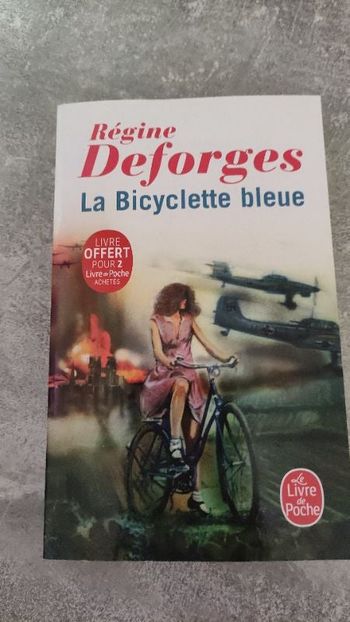 Livre de poche La Bicyclette bleue