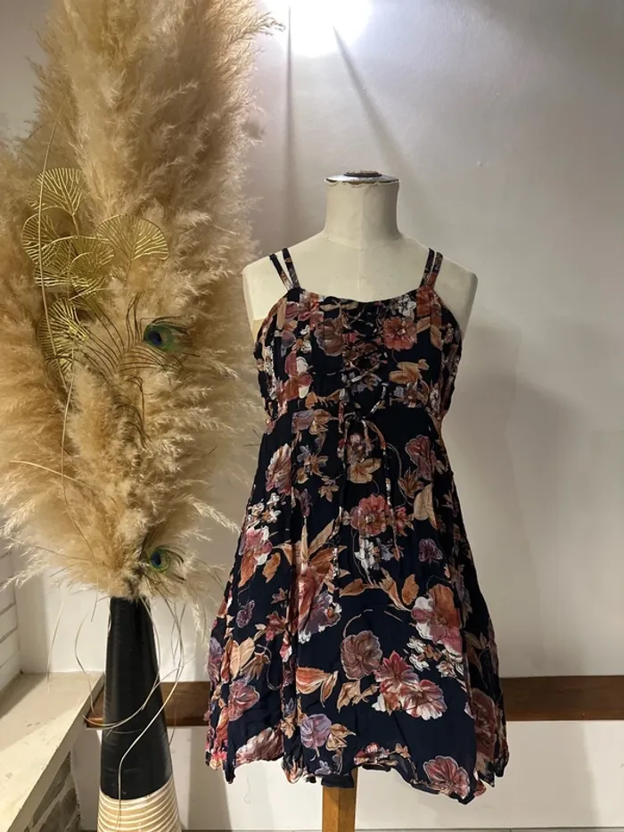 Robe courte à fleurs S Toshi