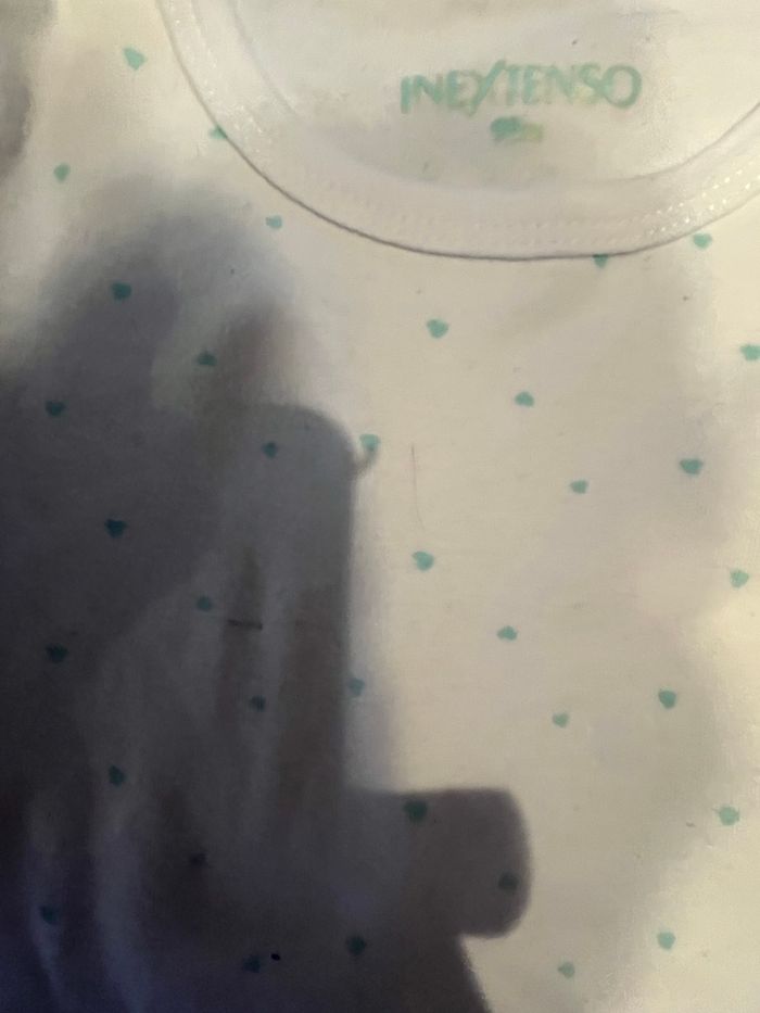 Lot de 7 bodies de 9 à 36 mois - photo numéro 9