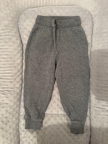 Lot joggings Kiabi