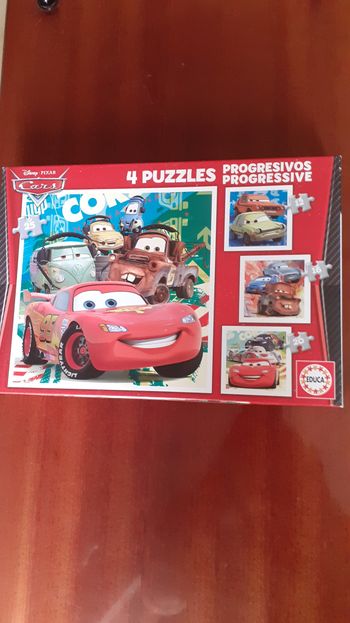 Boîte de 4 puzzles Cars
