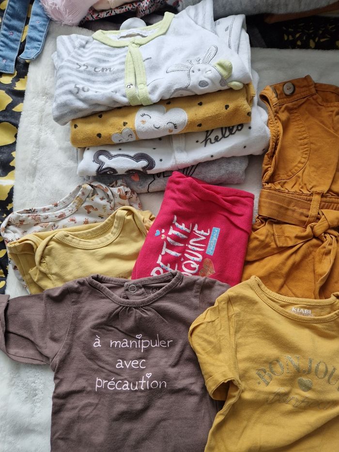 Petit lot 1 mois fille - photo numéro 4