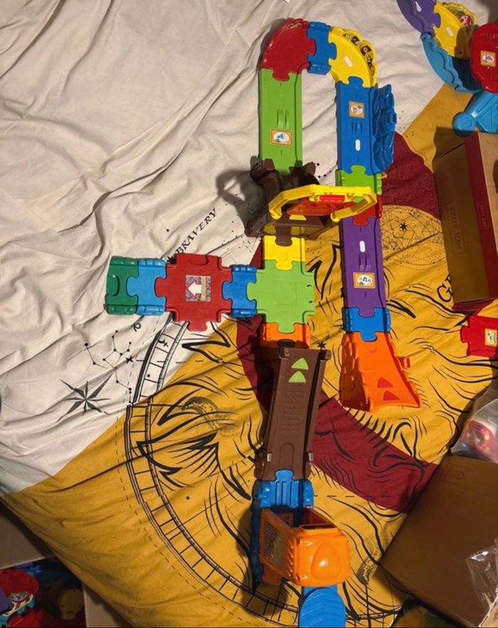 Circuit et voiture tut tut bolide - photo numéro 7