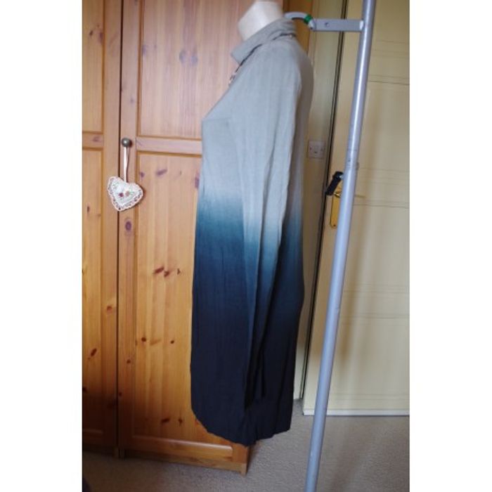 Robe mi-longue Marque SO ET SO COOL T40 - photo numéro 4