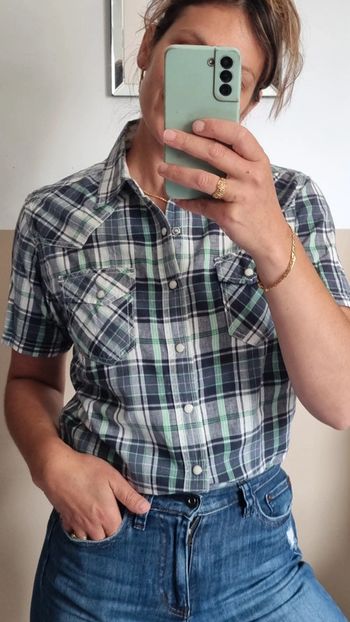 Chemise à carreaux Dickies modèle femme