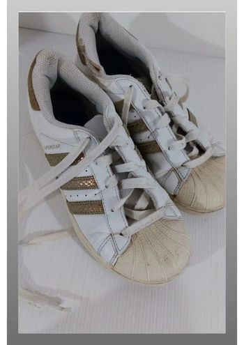 Paire de basket adidas superstar blanche doré usées taille 36