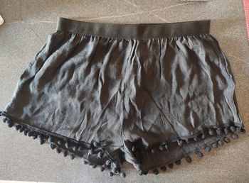 Short cache maillot
