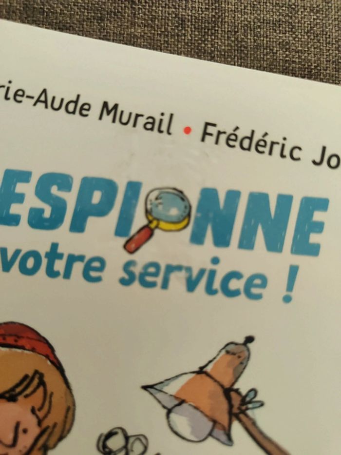Livre CE1 l'espionne à votre service - photo numéro 4