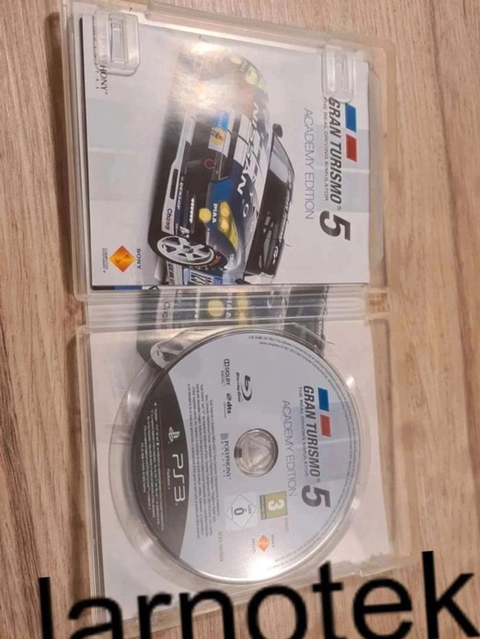 Gran turismo 5 academy édition ps3 - photo numéro 3