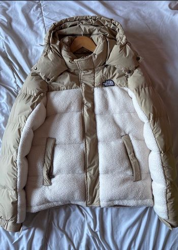 Doudoune The North Face beige & sherpa – Taille M – Quasi neuve