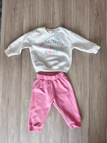Ensemble de jogging blanc et rose pour fille
