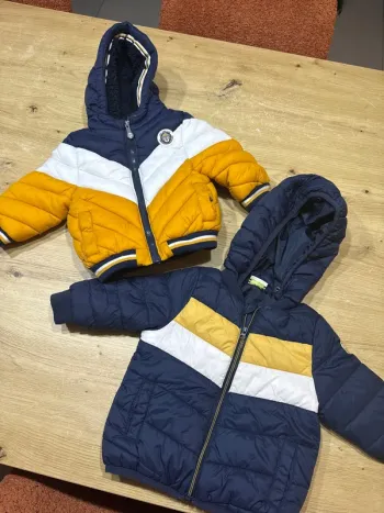 Lot de 2 blousons d’hiver garçon 6 mois
