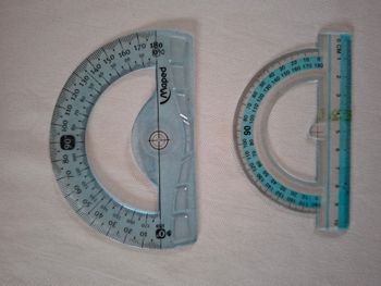 Lot instruments de géométrie Maped – équerres, rapporteurs et règles