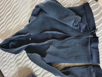 Sweat à capuche avec fermeture