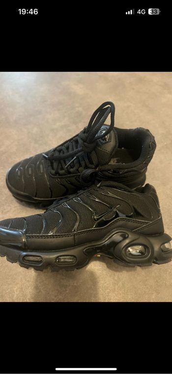 Basket Nike tn noir 32