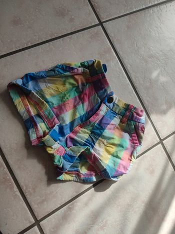 Short H&M 104 cm