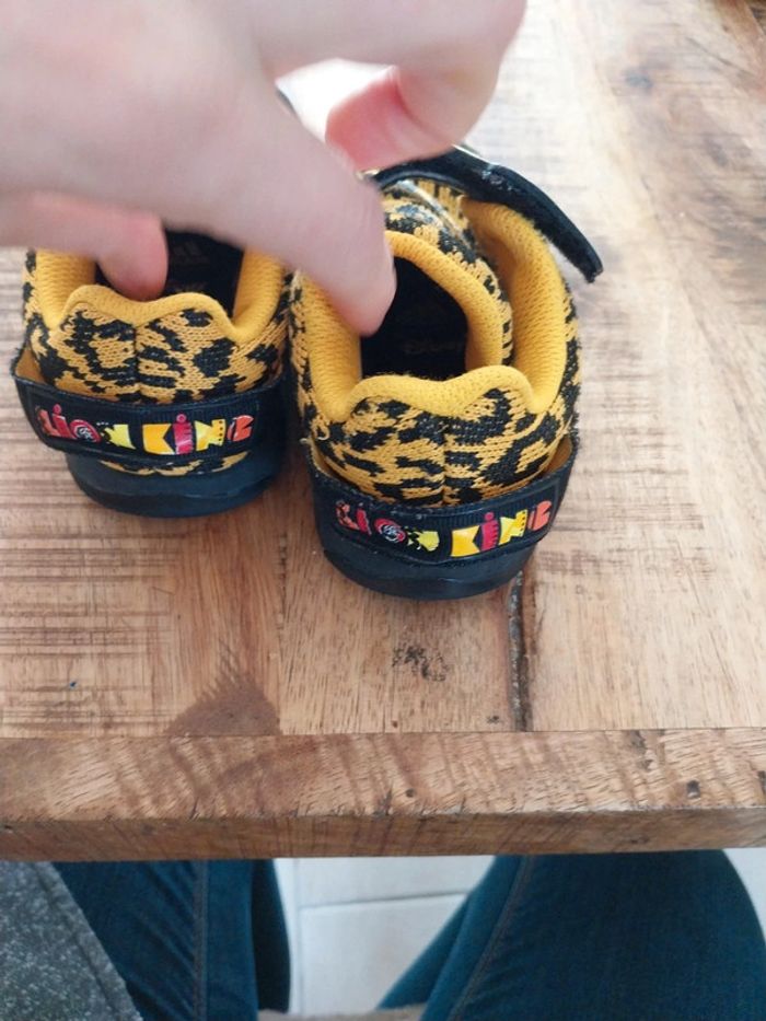 Basket adidas roi lion 26 - photo numéro 4