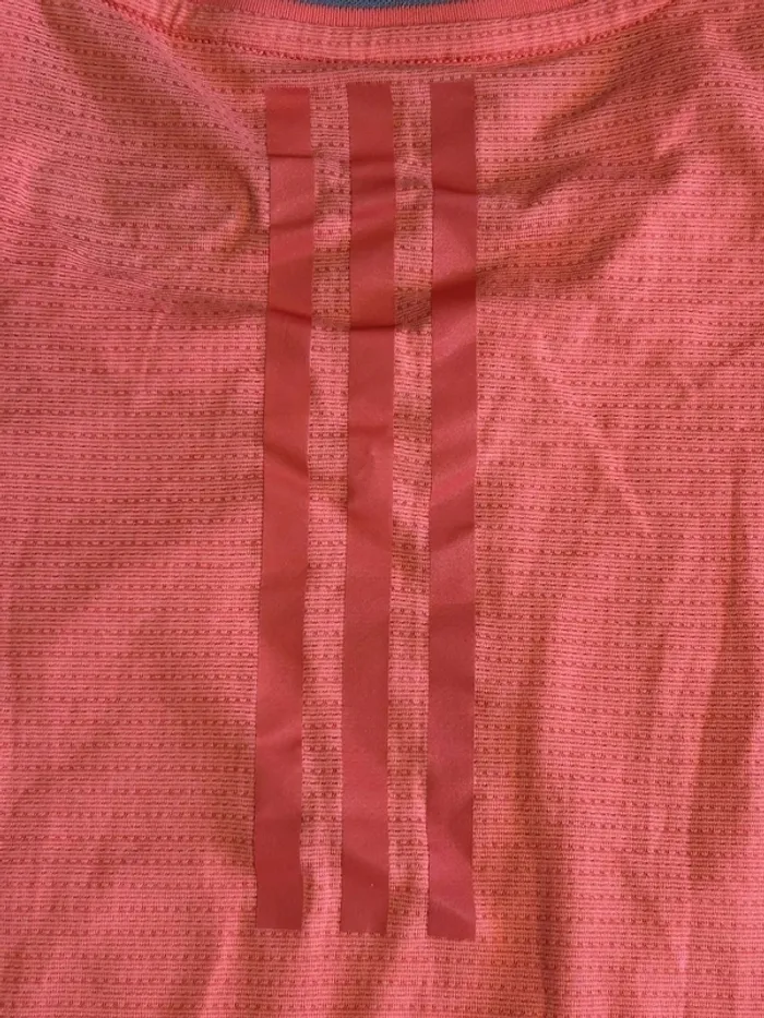 T-shirt de sport femme Adidas taille S - photo numéro 2