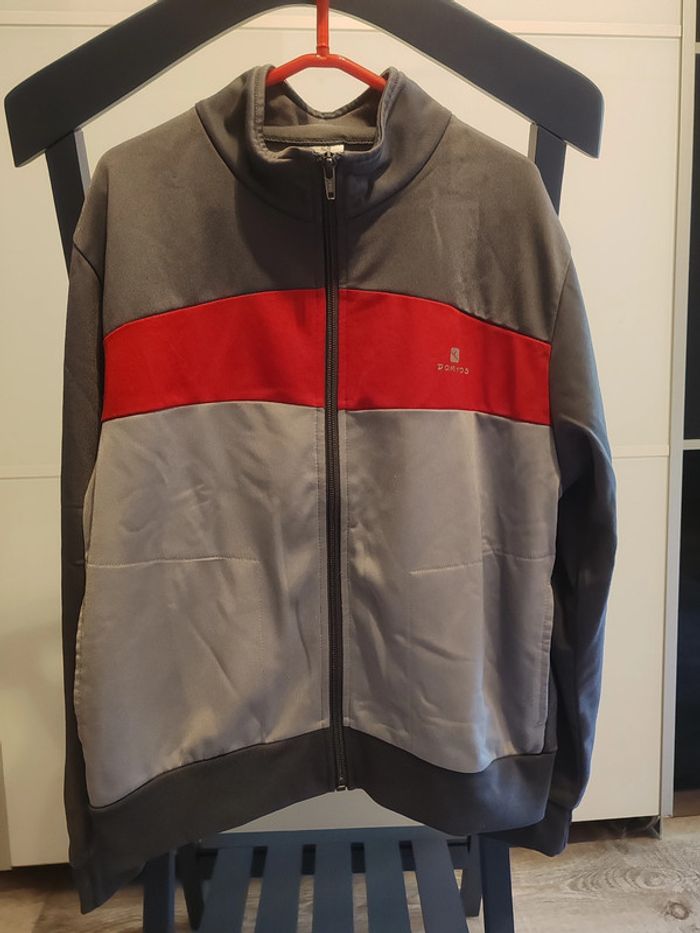 veste de survêtement taille 10 ans