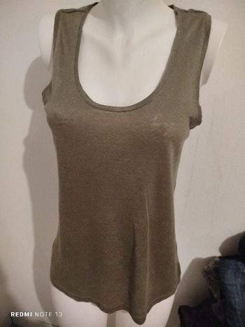 #kytie42femme. Débardeur taille 42/44