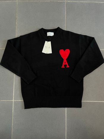 Pull Ami Paris