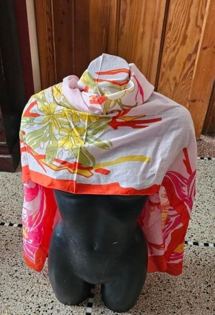 Foulards  Christian Lacroix - photo numéro 4