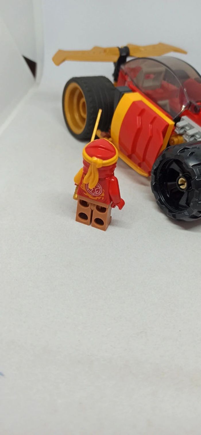 Véhicule voiture avec personnage lego ninjago - photo numéro 2