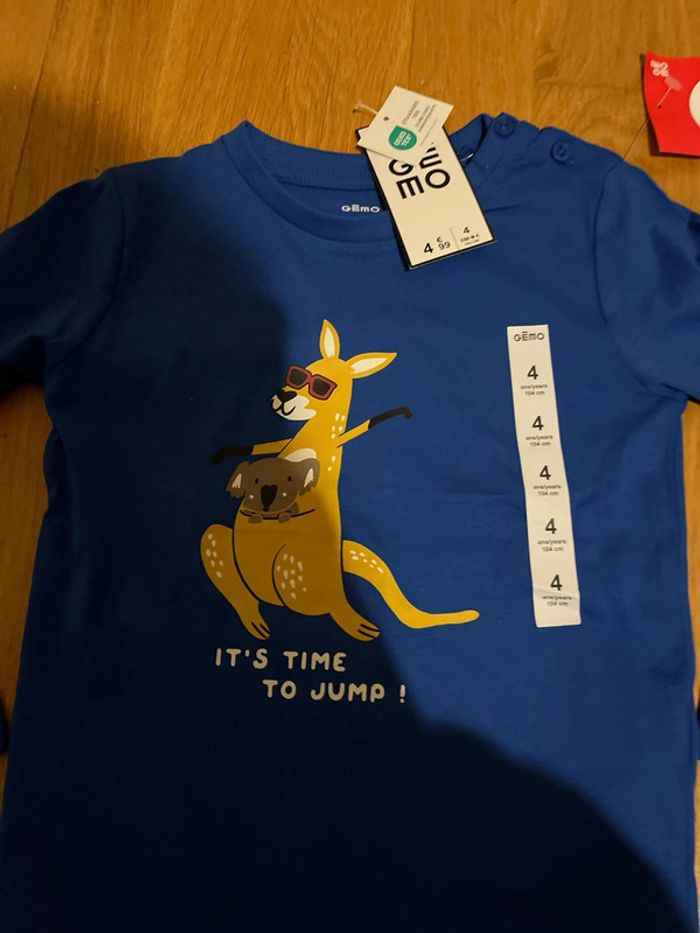 TEE shirt bleu - photo numéro 3