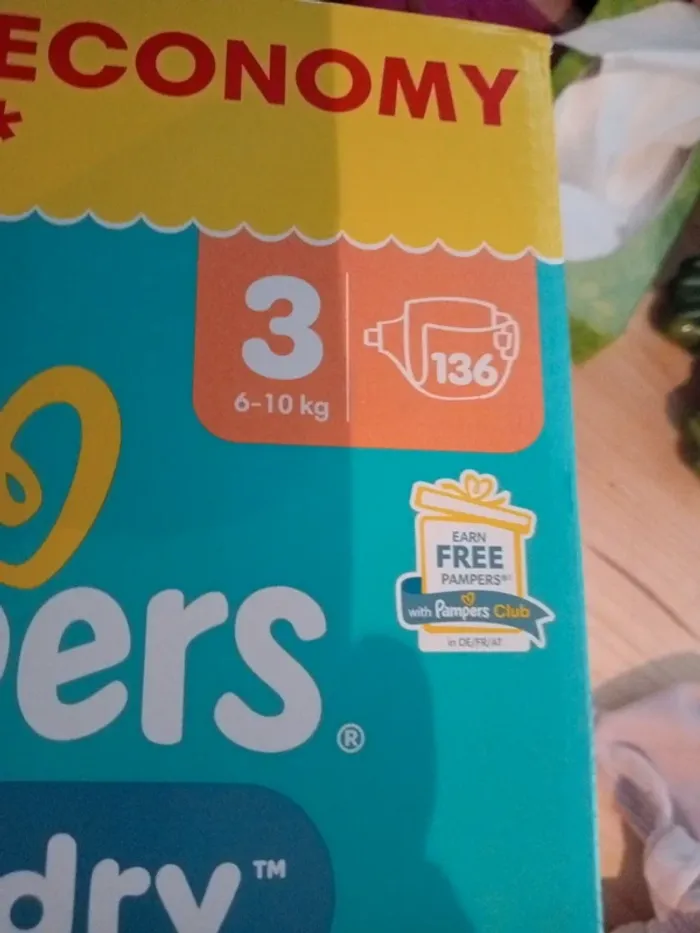 Couches Pampers taille 3 - photo numéro 2