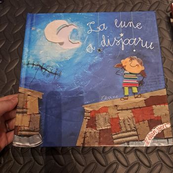 Livre la lune a disparu