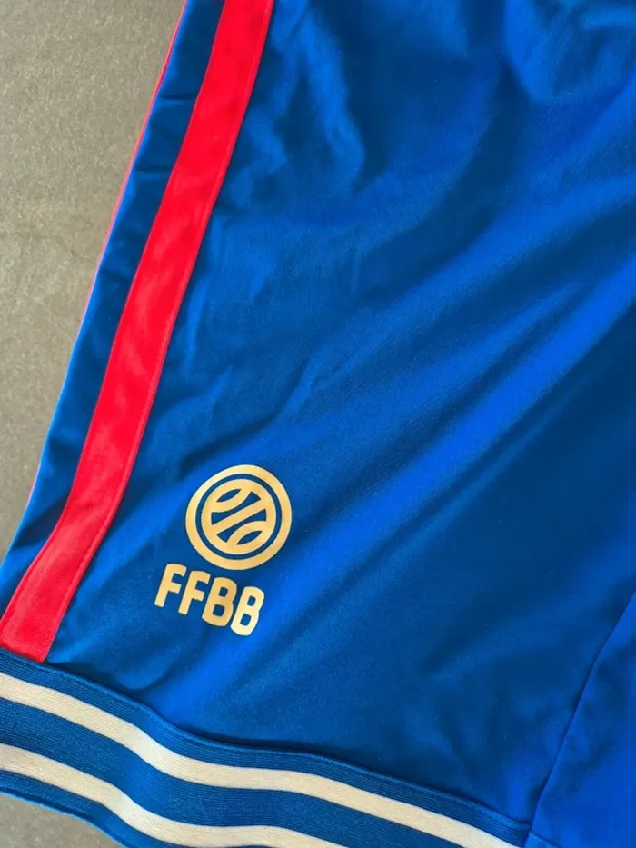 Ensemble Sport Basket-ball officiel France - Adidas - 8 ans - FFBB - photo numéro 9
