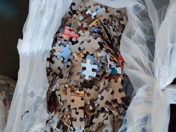 Lot pièces de puzzle - photo numéro 2