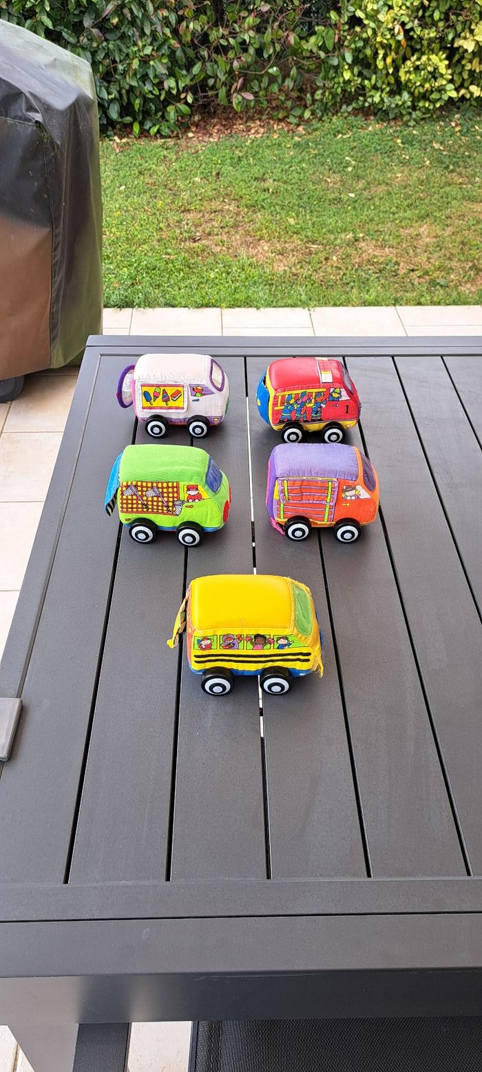 Lot de 5 voitures en tissu - photo numéro 2