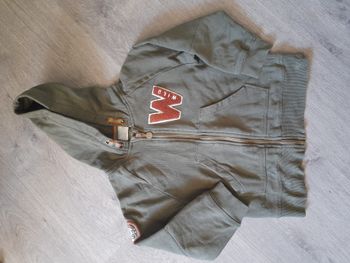 Veste sweat à capuche