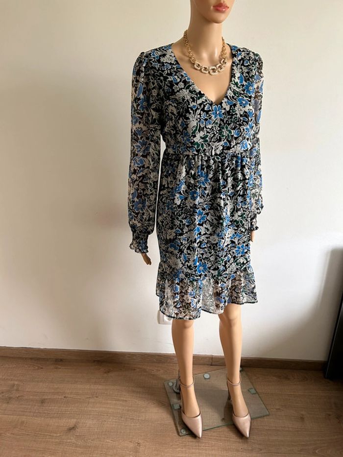 Robe imprimée fleurie à manches longues Naf Naf taille 40 jamais portée - photo numéro 4
