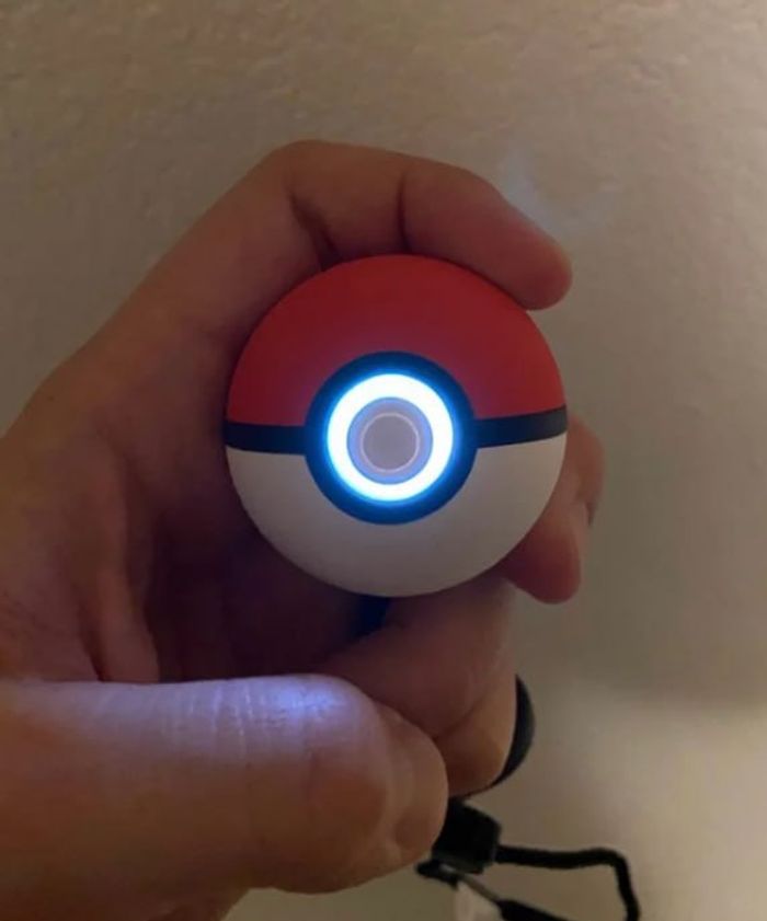 Pokemon Let's Go Pikachu – Pokeball + PET Case - photo numéro 2