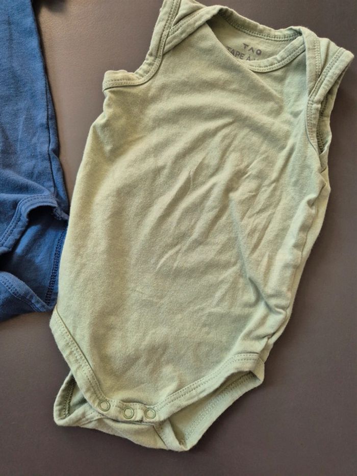 Bodys 6mois - photo numéro 2
