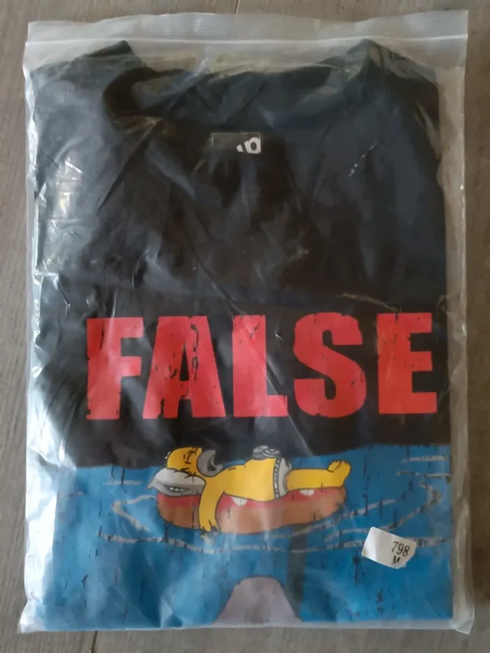 T-shirt Homer Simpson requin - photo numéro 2