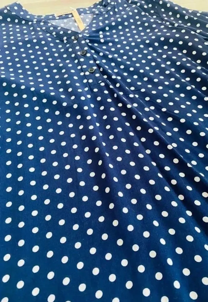 Blouse fluide marine à pois blanc T42 /XL - photo numéro 2