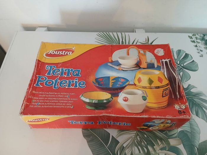 Terra potrie joustra.  Machine à poterie - photo numéro 3