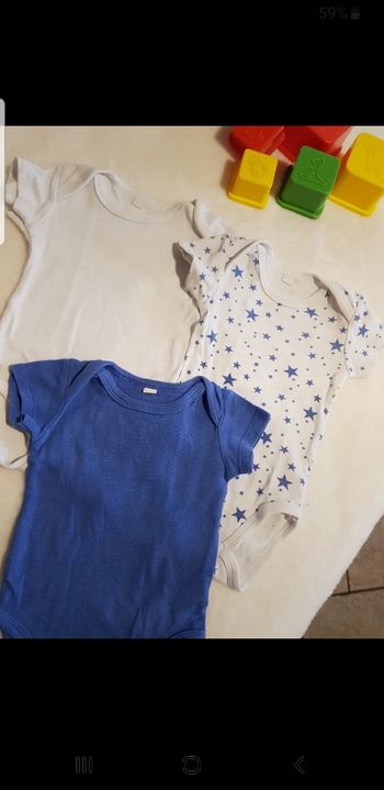 Lot de 3 bodies bébé taille 3 mois