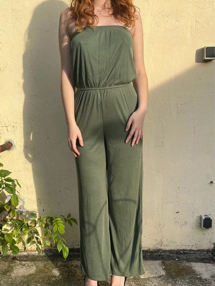 Combinaison bandeau kaki ample marqué à la taille - photo numéro 11