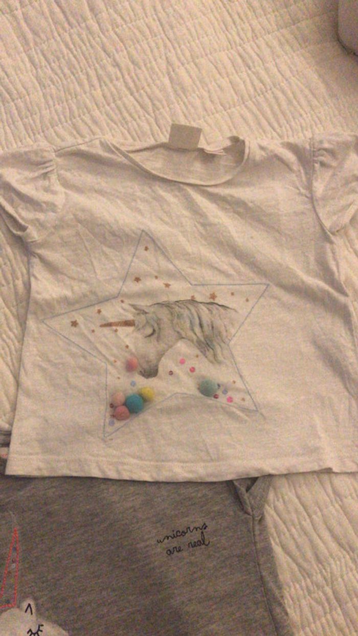Lot de tee-shirts 2/3 ans - photo numéro 4
