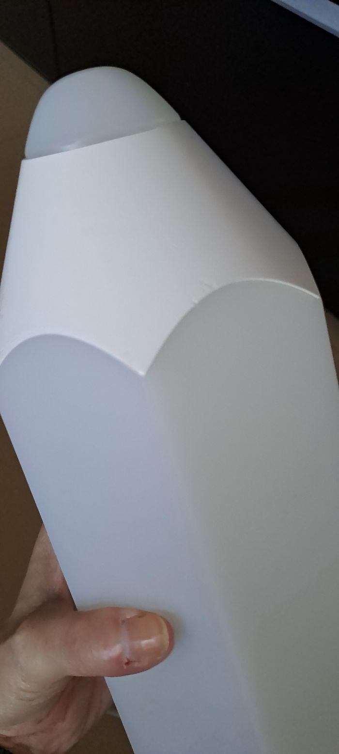 Lampe avec plusieurs teintes - photo numéro 10