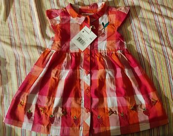 Robe à carreaux rouge 6 mois neuve