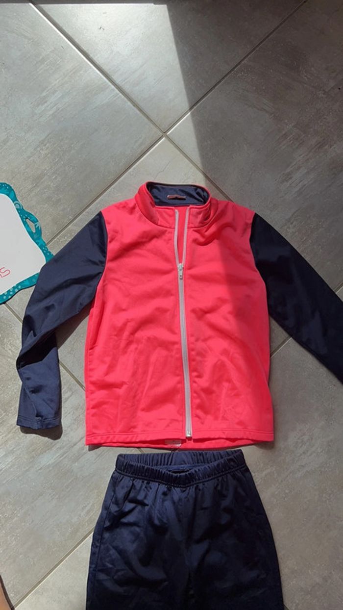 Survêtement 8 ans - photo numéro 3