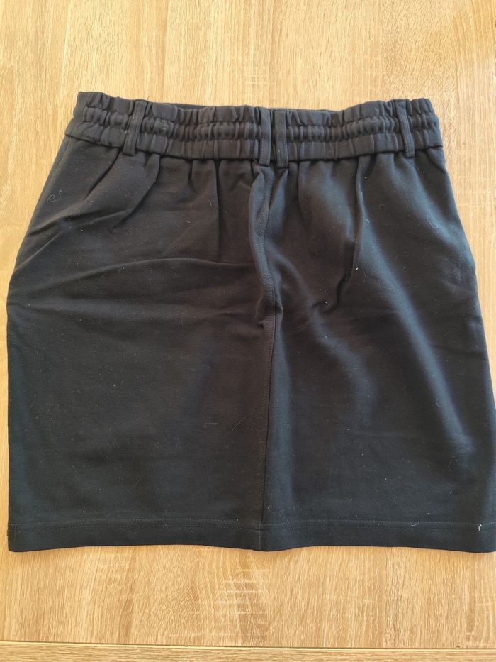Jupe noire only XS - photo numéro 2