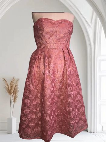 🌼Robe de cocktail en dentelle Vera Mont🌼
